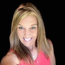 Sandy Trail's Instagram, Twitter & Facebook