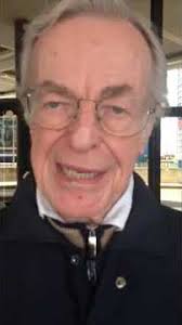 Manuel El loco Valdés hace broma a Jacobo Zabludovsky