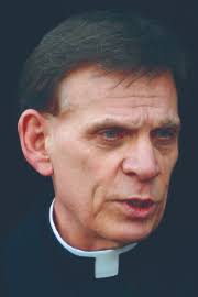 Hubbard pastor resigns amid probe