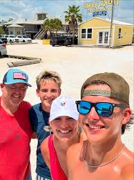 Michelle Landes (@michelle.landes.3) • Facebook