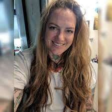 Bonnie Seeley's Instagram, Twitter & Facebook