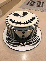 Epingle Par Christy Carpenter Sur Halloween Gateau Anniversaire Gateau Anniversaire