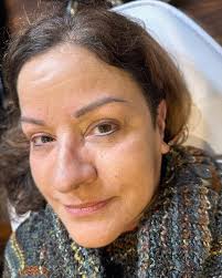 T A R R E N H O G U E