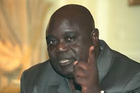 L'erreur des Congolais était de croire que ce monsieur était leur  libérateur sans véritablement vérifier ses arrières ! La naïveté de l'élite  politique congolaise a coûté très cher au pays, et on