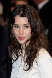 Astrid Berges Frisbey Biography And Movies