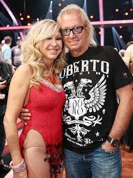 We did not find results for: Carmen Geiss So Unromantisch War Ihre Hochzeit Intouch