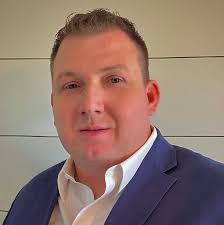 Thea Casey's Instagram, Twitter & Facebook