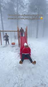 Parkta bebişime sıra vermez bu çılgın anneaneyle dede 😂😂, ., ., ., ., .,  ., ., ., ., ., ., #park #dede #anneanne #bebeğim #çocuklarparkta #oyunpark  #oyunparkı #çılgınanne #çılgındede #kaydırak ...