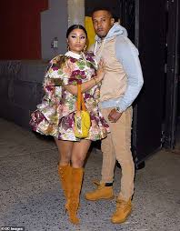Nicki minaj is set to release her new record queen on august 10. Nicki Minaj Says Marriage To Kenneth Petty Is Refreshing And Calming As Pregnancy Rumors Swirl Daily Mail Online