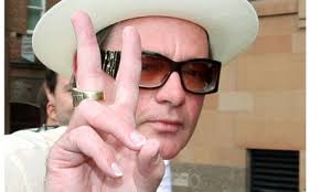 Shakespeare folio dealer found dead in cell