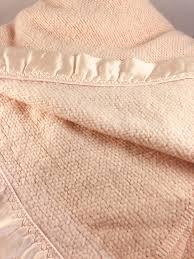Waffle weave, 4 shafts and 5 treadles. Vintage Acrylic Thermal Waffle Weave Blanket Peach 90x82 Aprox Satin Trim Woven Blanket Waffle Weave Acrylic Blanket