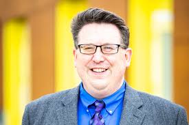 Scott Finlayson's Instagram, Twitter & Facebook