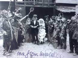 Can city kids susan and john help magical worzel? Worzel Collector On Twitter Worzel Gummidge The Scarecrow Wedding Promotional Photo Signed By Una Stubbs