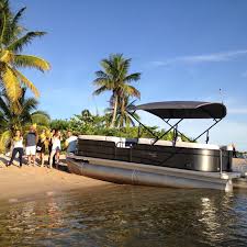 ✓with or without captain ✓large dock'n'dine for a delicious waterfront meal. Top 9 Party Boats In Fort Lauderdale Florida Updated 2021 Trip101