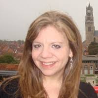 Diane Maynard's Instagram, Twitter & Facebook