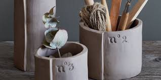 Poterie Fabriquer Des Vases En Argile Pot En Poterie Poterie Idees De Poterie