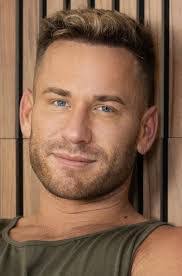 Connor Kline's Instagram, Twitter & Facebook