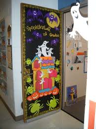 25 Halloween School Decorations Ideas Decoration Dwelling Halloween Classroom Halloween School Halloween Classroom Door