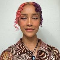 Amber Tennyson's Instagram, Twitter & Facebook