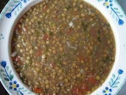 Lentejas caseras, el guiso rey, legumbre de una riqueza considerable en lo que aportes nutritivos se refiere. Sopa De Lentejas Lentil Soup Youtube