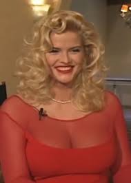 Just don't expect it to hit any high notes. Anna Nicole Smith Height Weight Age Boyfriend Family Biography