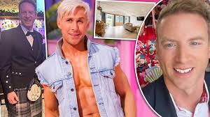 Greg Christmas's Instagram, Twitter & Facebook