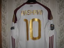Ukraine stellt polarisierendes trikot für die em 2021 vor. Russia Visitante Camiseta De Futbol 2010 2012
