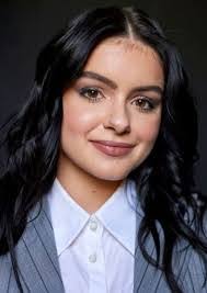 Deanna Clay's Instagram, Twitter & Facebook