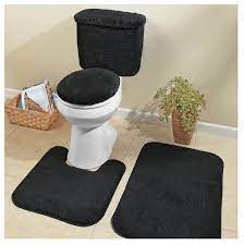 Toilet cover 2 pieces set homemade , flowers made by hand, movibles to wash it 5 Piece Bath Rug Tank Lid And Tank Cover Set Lid Contour Bathmats Rugs Toilet Covers Home Garden