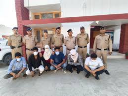 (Rudrapur-Police Bust Sex Racket in Spa) रुद्रपुर में स्पा सेंटरों पर छापा, देह व्यापार का खुलासा “ऑपरेशन प्रहार” के  तहत पुलिस ने रुद्रपुर, पंतनगर व ट्रांजिट कैंप में छापेमारी कर 10 ...