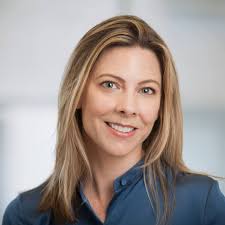 Karen Shaw's Instagram, Twitter & Facebook