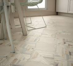 21 Arabesque Tile Ideas For Floor Wall And Backsplash Arabesque Tile Ceramic Floor Tile Tile Floor