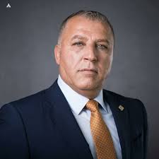 المواطن الأردني… من حفرة لحفرة، ولسّه بيسأل: وين الطريق؟  #الأردن#المواطن_الأردني #الحفرة_الجديدة #سياسات_عالورق  #إصلاح_ولا_حفرة#الطريق_وين #جاهزين_للحفرة#حياة_الأردني  #وجع_المواطن#قانون_الحفر ‏#fypシ゚ #الاردن #الوطن#viralchallenge #amman