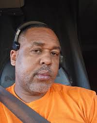 The only thing I hate about trucking is the paperwork lol I just be wanting  to run the loads wish bols was all electronic