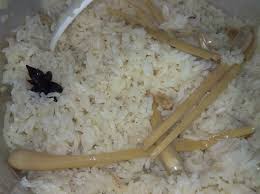 Masukkan bawang, rempah tumis dan goreng hingga naik bau. Resepi Nasi Beringin Nasi Serai Palng Senang Dan Berbau Wangi Iluminasi