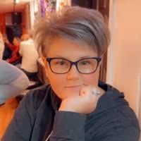 Theresa Coe's Instagram, Twitter & Facebook