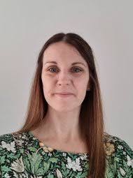 Gayle Roach's Instagram, Twitter & Facebook