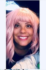 Stephanie Mumm's Instagram, Twitter & Facebook