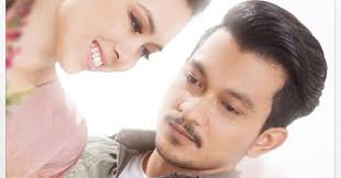 Mia adriana (siti saleha) dan khuzairi (shukri yahaya) melayari hidup bahagia berumah tangga. Senarai Pelakon 7 Hari Mencintaiku Cerita Budak Sepet