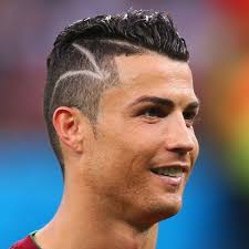 The Best Cristiano Ronaldo Haircuts Hairstyles 2020 Guide Ronaldo Haircut Cristiano Ronaldo Haircut Ronaldo Hair