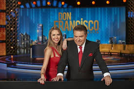 Sábado gigante , don francisco presenta don francisco te invita. Sabado Gigante Host Don Francisco Returns To Tv With New Talk Show On Telemundo