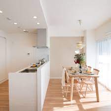 人気の北欧風ヒュッゲが登場 リノステージ マンションリノベ 中古マンション リノベーション ナチュラル インテリア リノベ ダイニング ダイニングテーブル 明るい フローリング ヒュッゲ リビング キッチン ヒュッゲ リビング