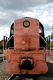 Pink Locomotive In Perris Ca Http Perrisautospeedway Com With Images Train Rides