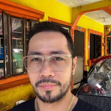 Roger Lee Quotes 添加了1 张新照片。