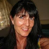 Cheryl Heyer's Instagram, Twitter & Facebook