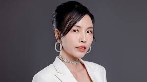 NỮ GIÁM ĐỐC NGUYỄN NGỌC HUỆ TRANH TÀI TẠI CUỘC THI HOA HẬU DOANH NHÂN VIỆT  NAM 2024