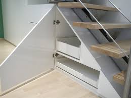 Einen schrank selber bauen, ist für heimwerker mit sicherheit eine anspruchsvolle aufgabe, aber mit den folgenden bauanleitungen auf heimwerker.de wo soll der schrank stehen? Regal Fur Dachschrage Selber Bauen Caseconrad Com