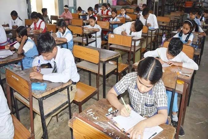CG Education: छत्तीसगढ़ में 8वीं तक फेल नहीं करने का नियम अब खत्म, स्कूल  शिक्षा विभाग ने जारी किया आदेश… | The Rule Of Not Failing Till 8th In  Chhattisgarh Is Now