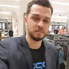 Discover a Metaverse where players can Play, Build, Own, and Monetize their  virtual experiences.