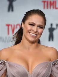 Looking Pretty 🖤☺️ #RondaRousey #bestphotochallenge #stylechallenge